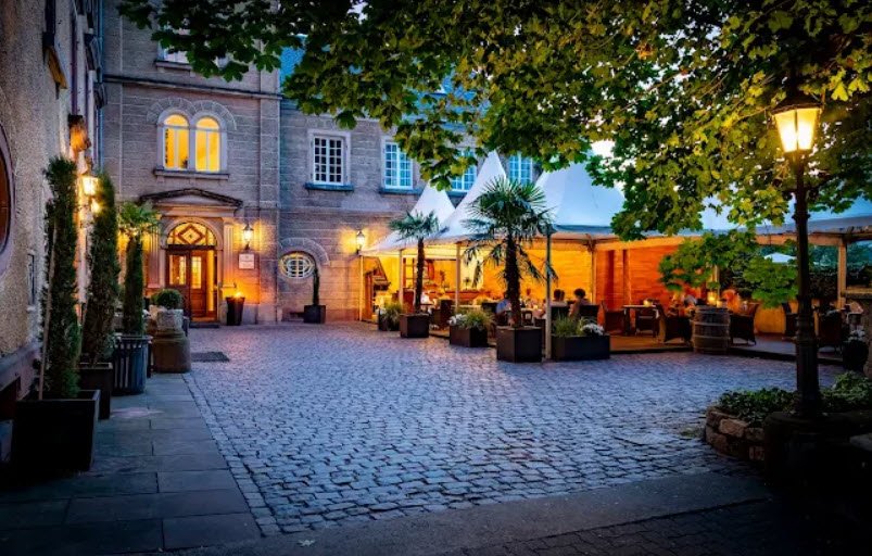 Hotel Schloss Edesheim, Germany